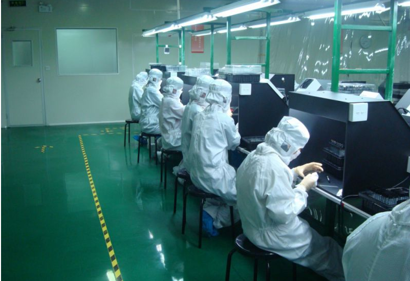 LCD液晶无尘生产车间.png